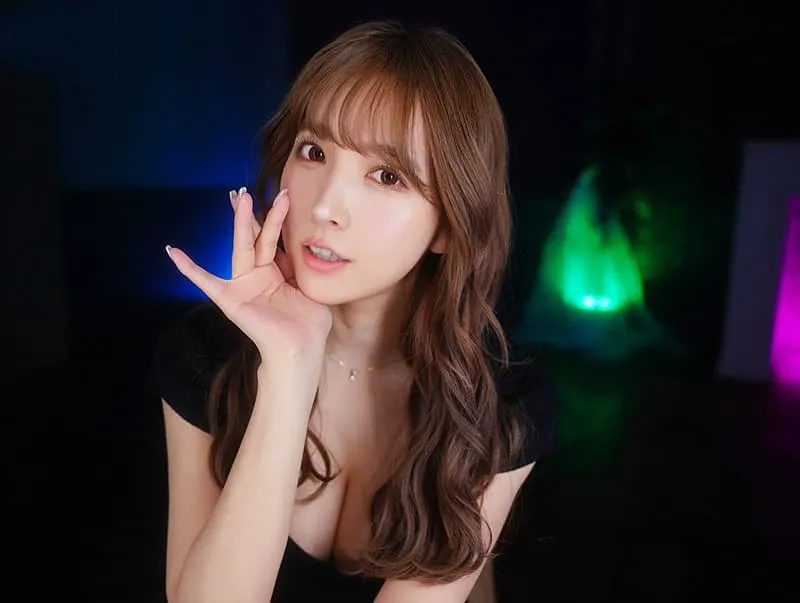 Yua mikami và những chuyện gợi cảm gạ trả bài nhẹ nhàng